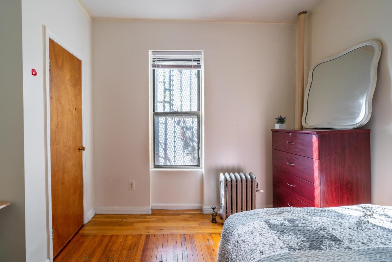 Eastern Parkway Guest House New York Exterior photo